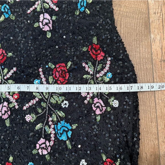 Beaded & sequined embellished floral evening dress by Mac Duggal - Picture 10 of 10